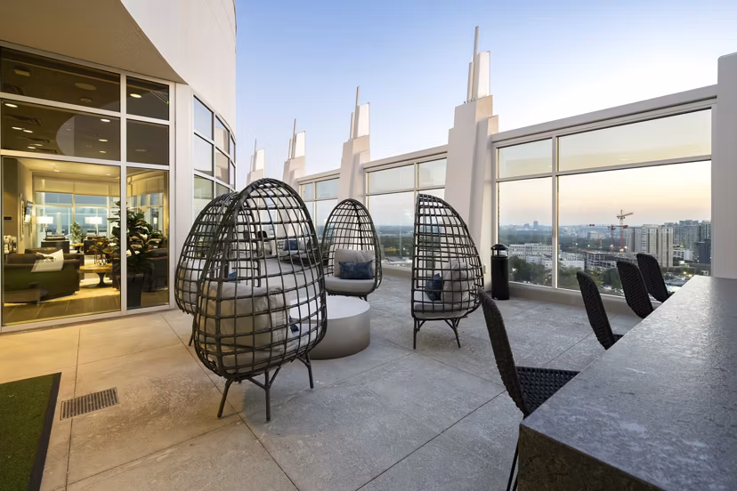 grill area at Tower on Piedmont Apartments