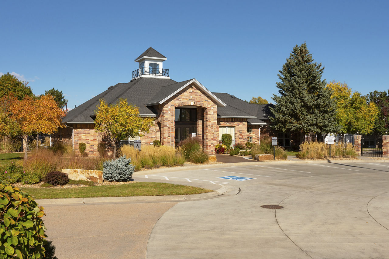 The Windsor Lakewood Co 3 of 12