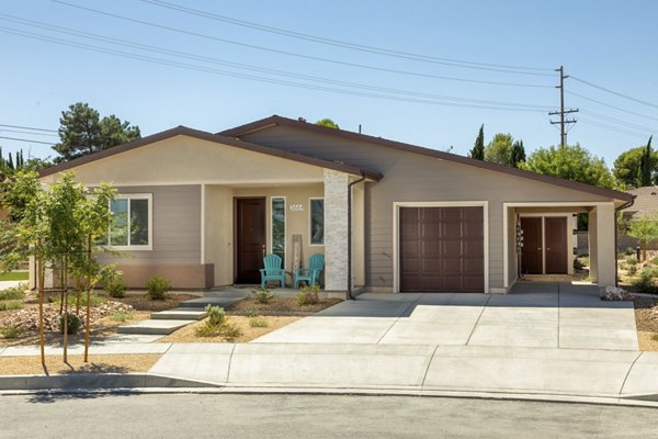 exterior at Vello Crossings Apartments 