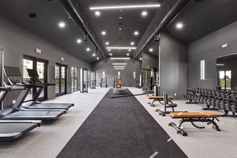 fitness center at Springside Middletown Apartments