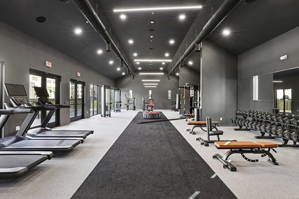 fitness center at Springside Middletown Apartments