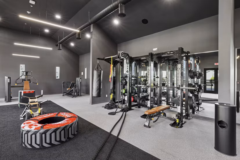 fitness center at Springside Middletown Apartments