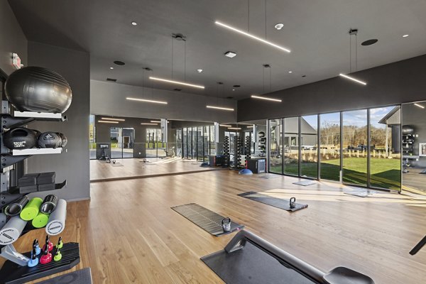 fitness center at Springside Middletown Apartments