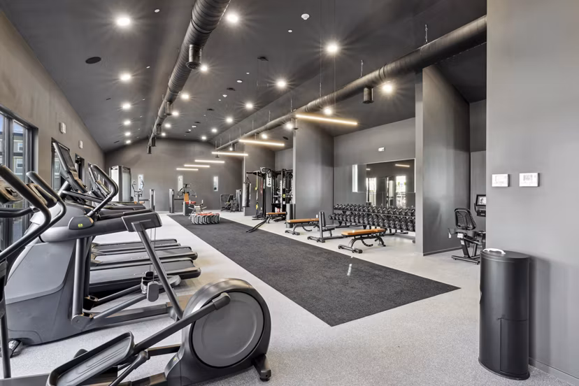 fitness center at Springside Middletown Apartments