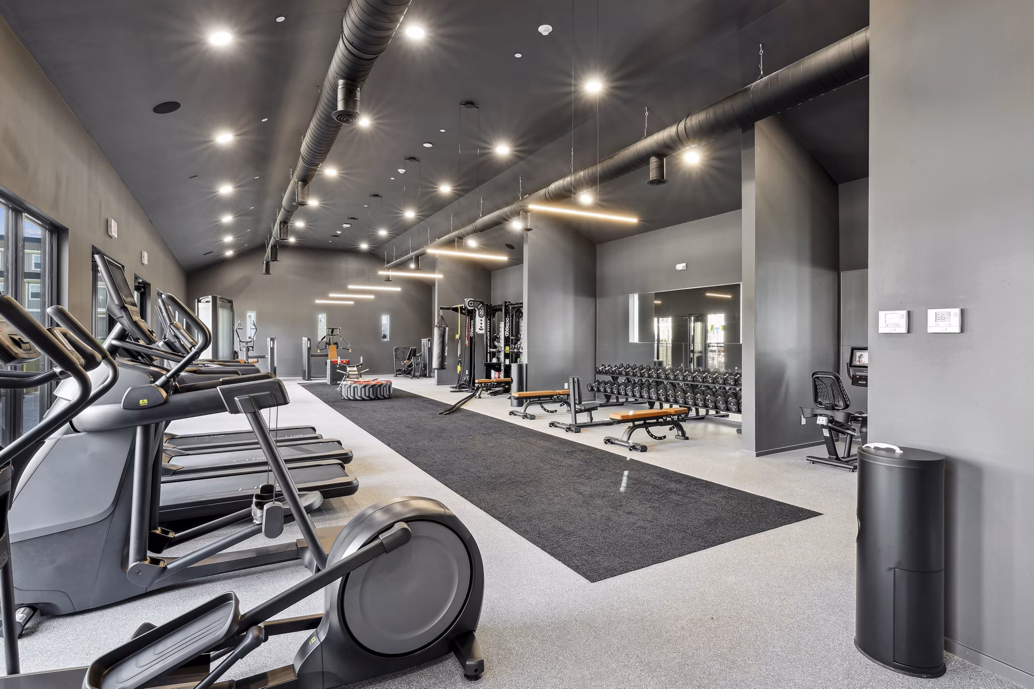 fitness center at Springside Middletown Apartments