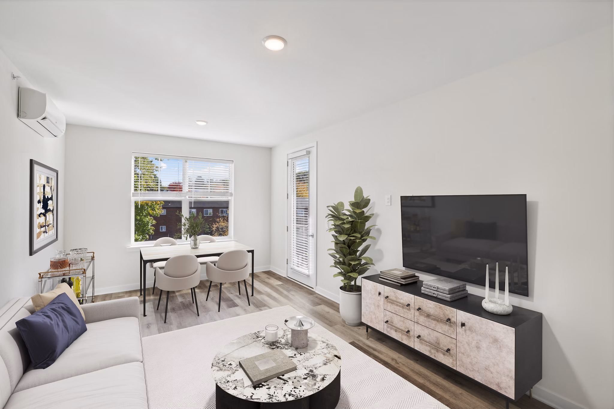 living room at Springside Middletown Apartments