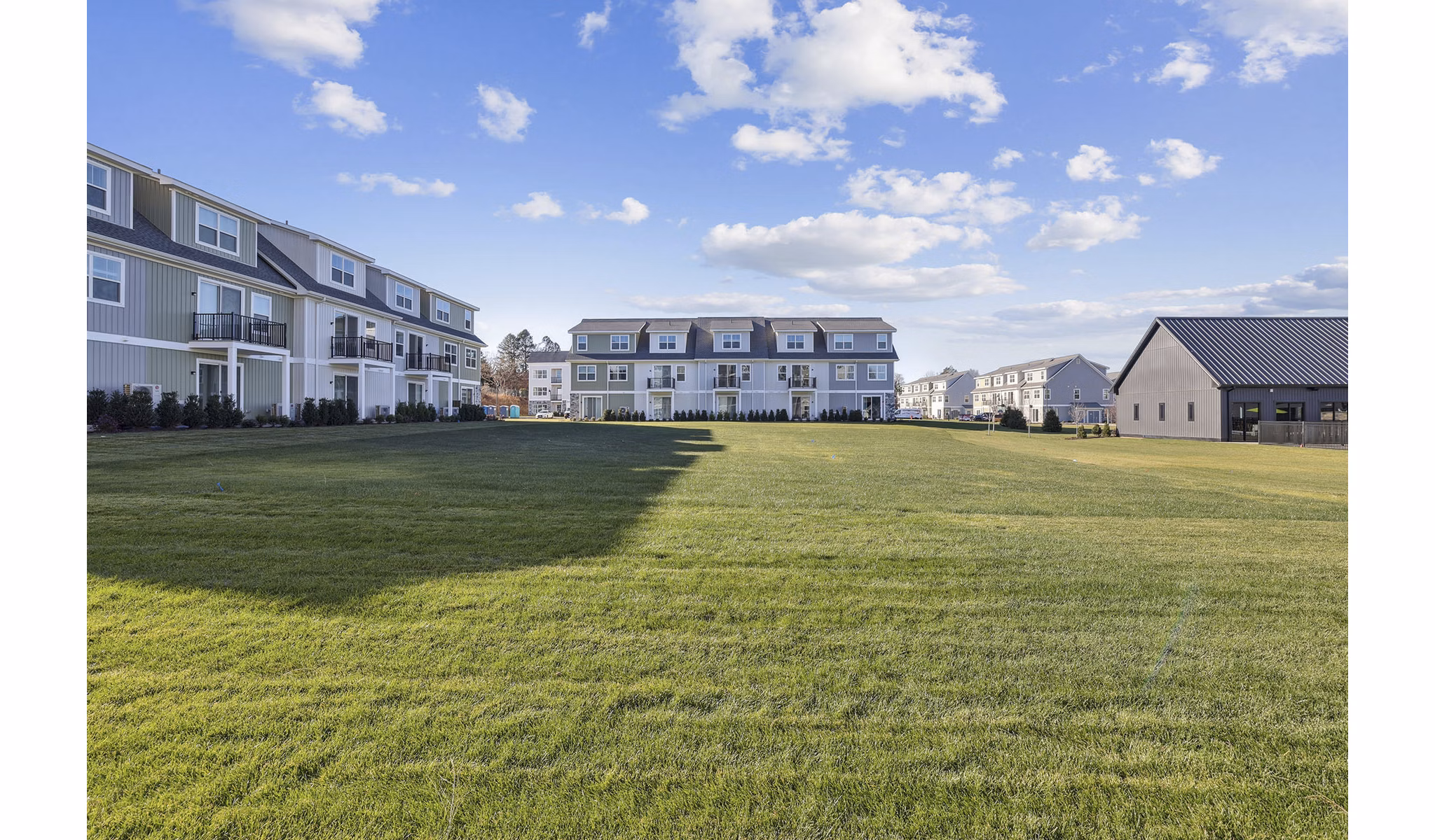 recreational area at Springside Middletown Apartments