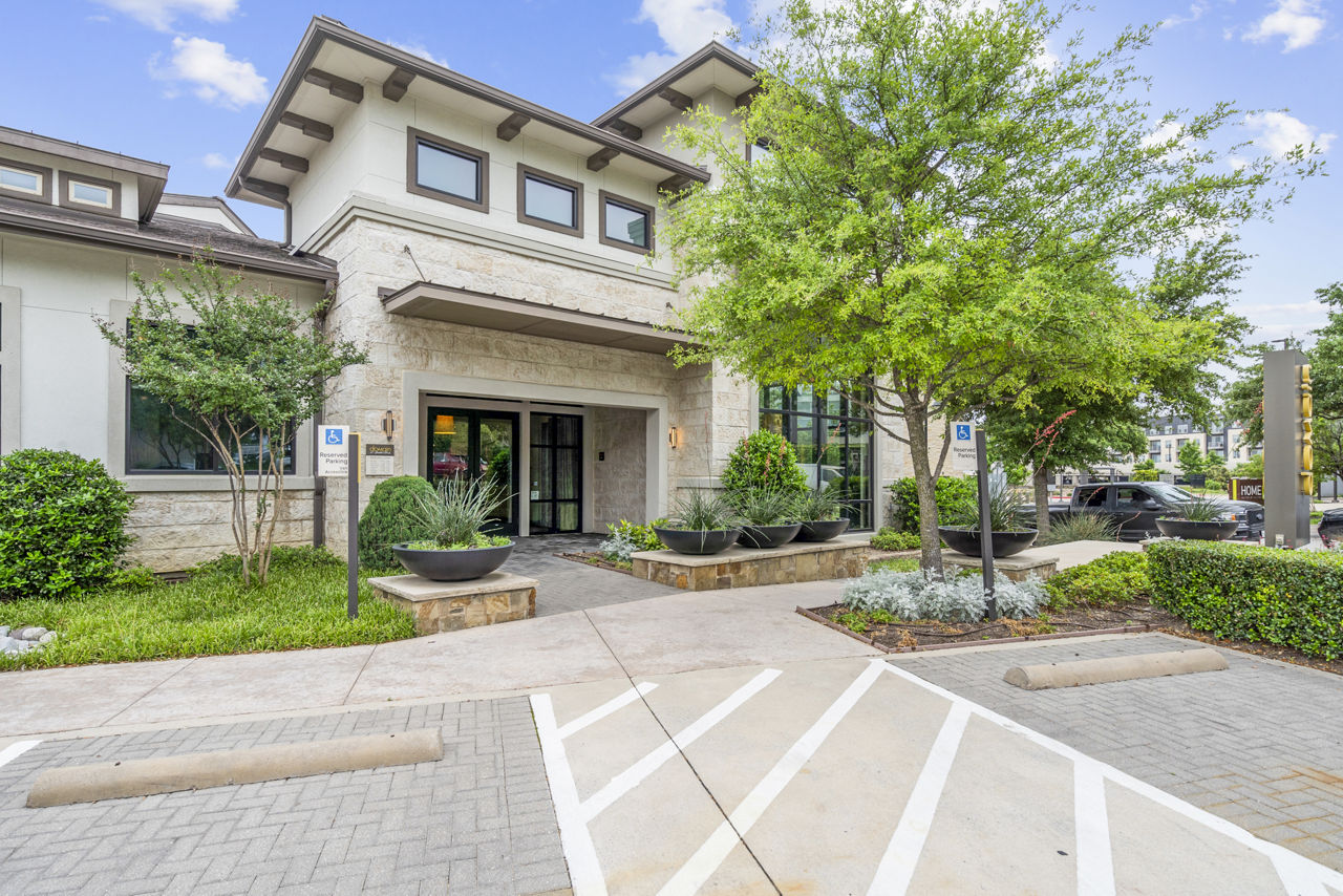 Domain At Midtown Park Dallas Tx 3 of 12