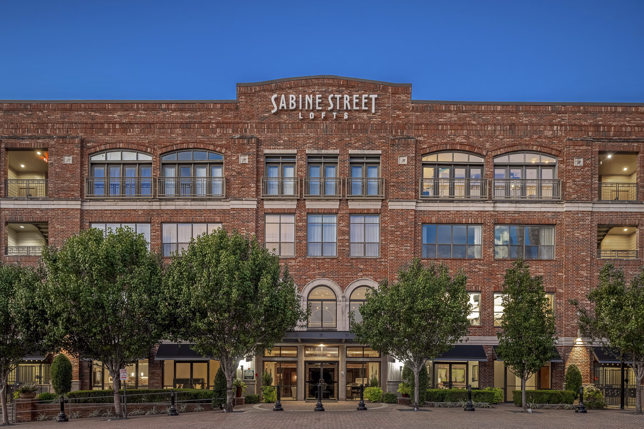 exterior at Sabine Street Lofts