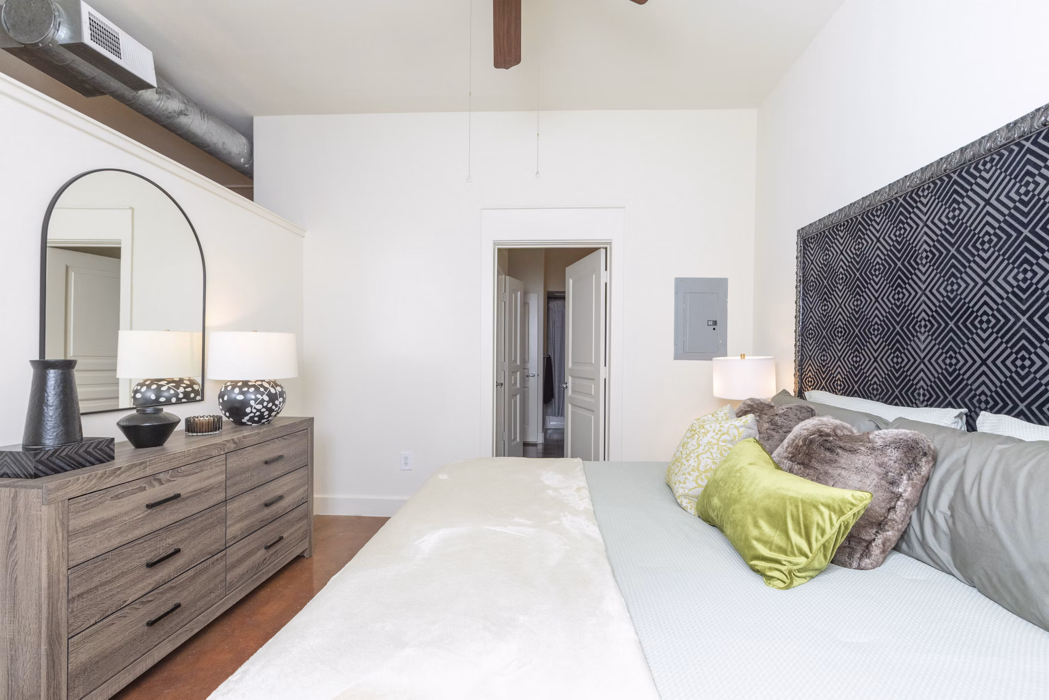 Bedroom at Sabine Street Lofts Apartments