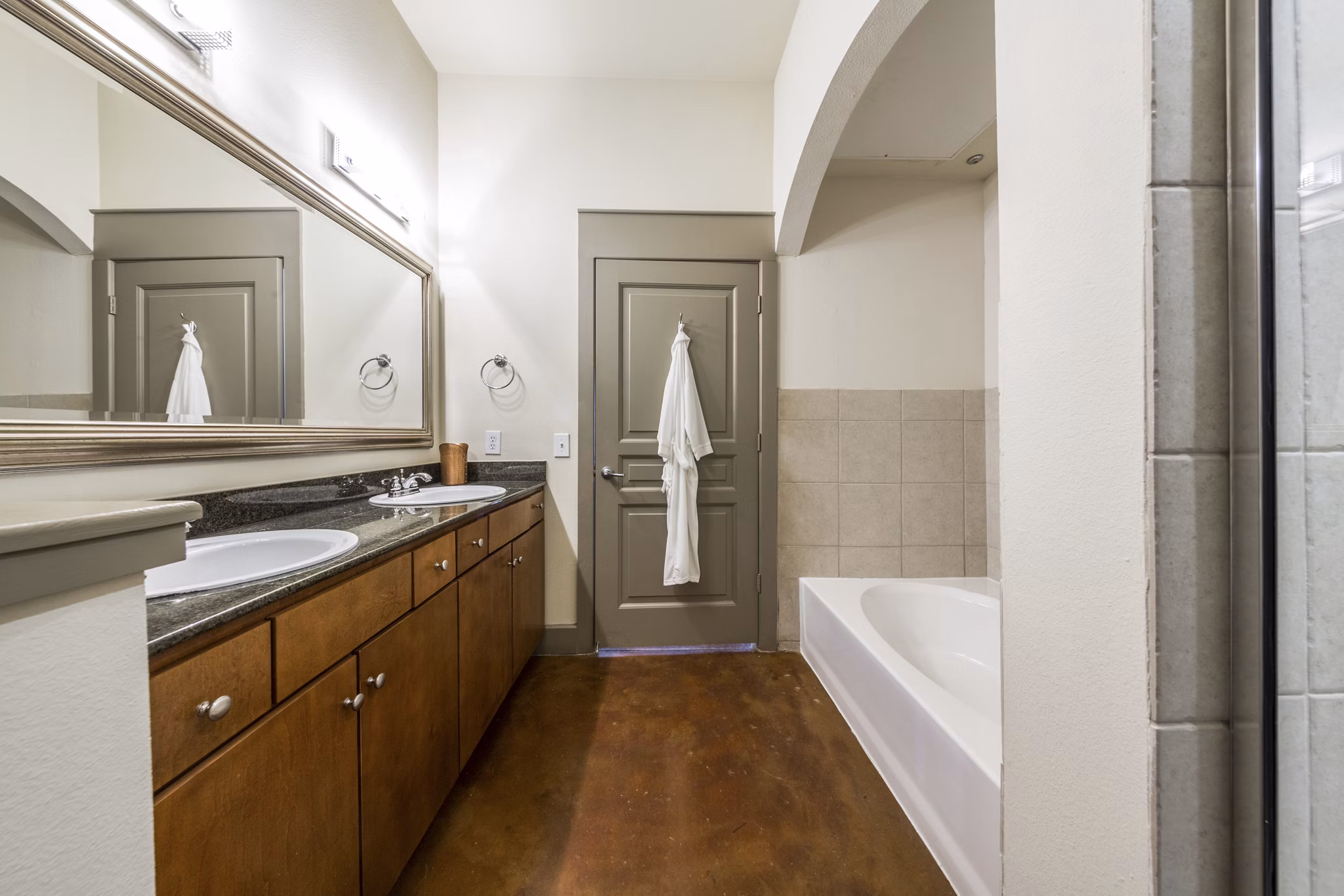 bathroom at Sabine Street Lofts