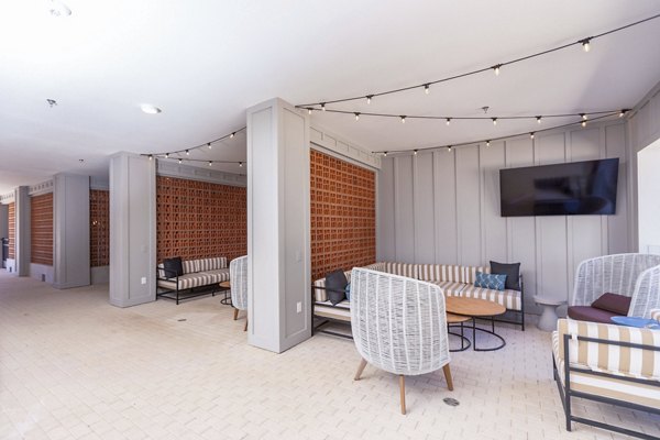 patio at Lenox at the Grid Apartments