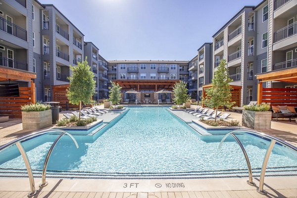 pool at Lenox at the Grid Apartments