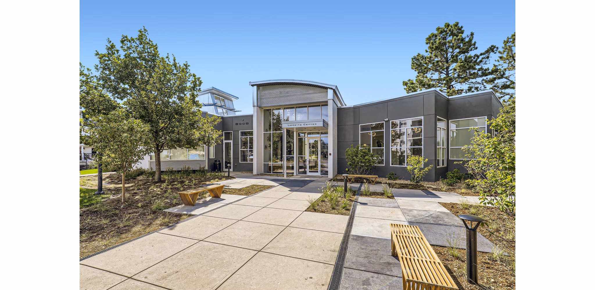 Avantus Apartments: Contemporary luxury apartments with sleek design in San Francisco