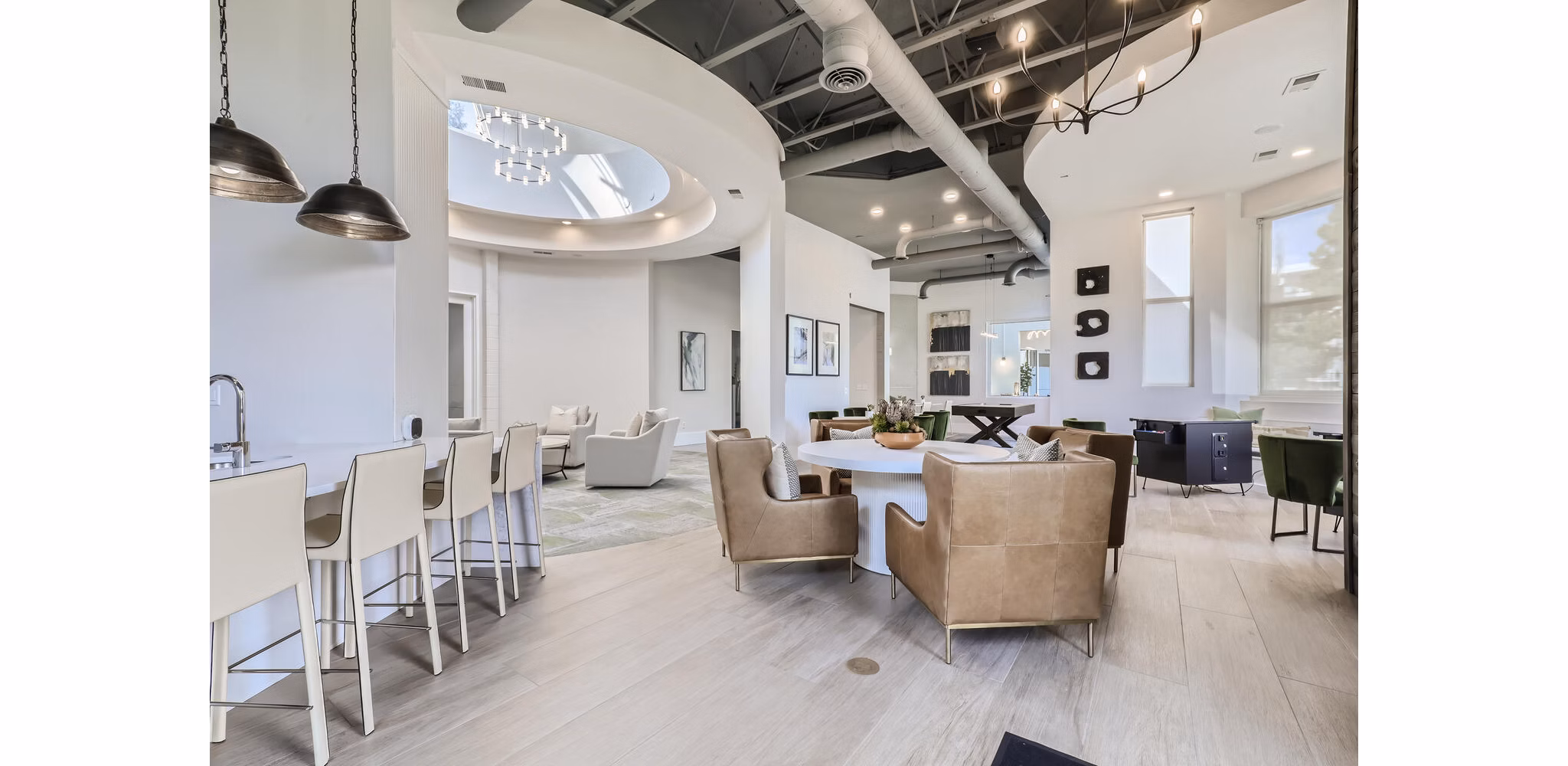 Modern clubhouse with designer furnishings at Avantus Apartments