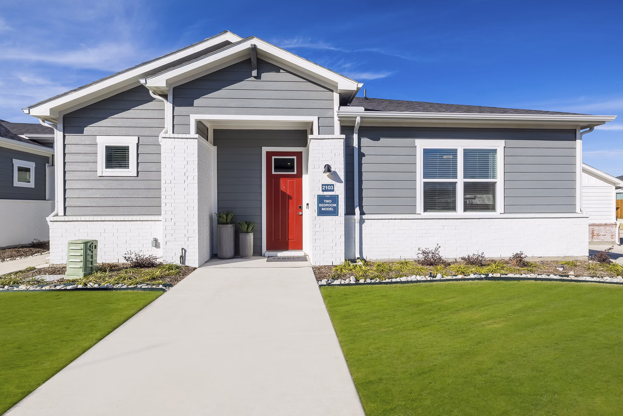 exterior at Yardly Elevon Apartments 