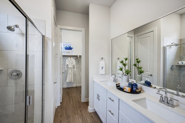 bathroom at Yardly Elm Apartments