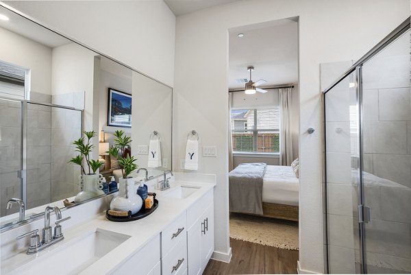 bathroom at Yardly Elm Apartments