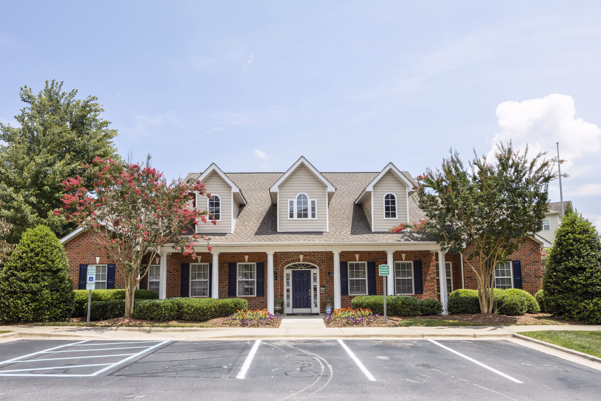 exterior at Westmont Commons Apartments 