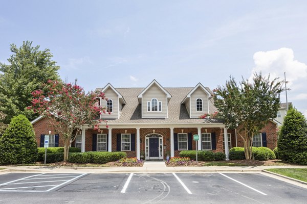 exterior at Westmont Commons Apartments