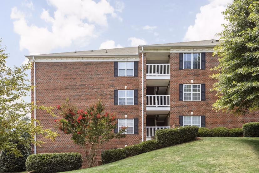 exterior at Westmont Commons Apartments 
