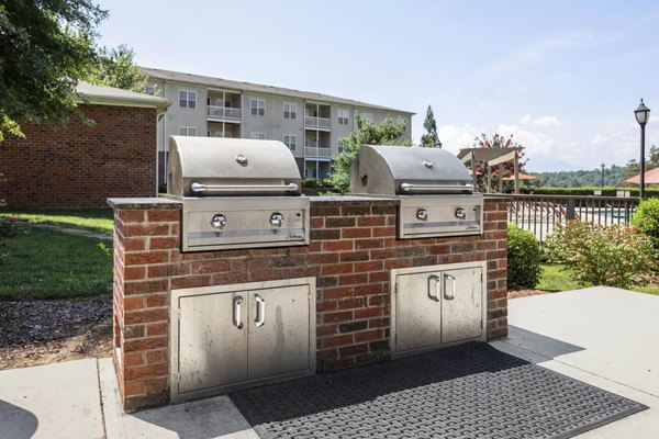 grill area at Milano Apartments