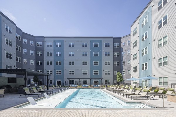 exterior at Broadstone EADO Apartments 