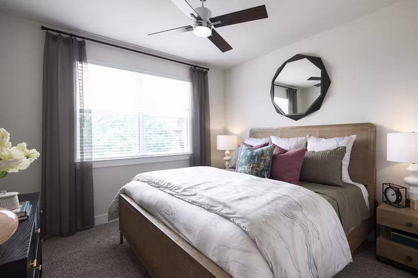 bedroom at Broadstone EADO Apartments 