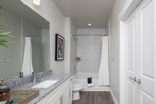 bathroom at Broadstone EADO Apartments