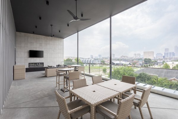 clubhouse at Broadstone EADO Apartments 