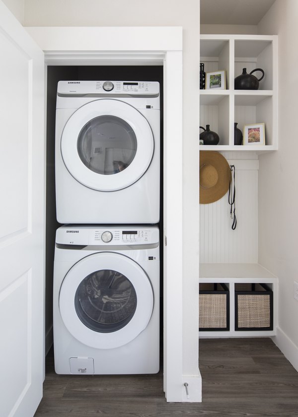 laundry room at Broadstone EADO Apartments