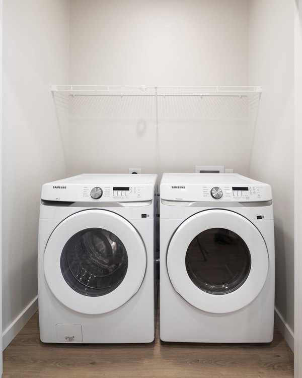 laundry room at Broadstone Baybrook Apartments