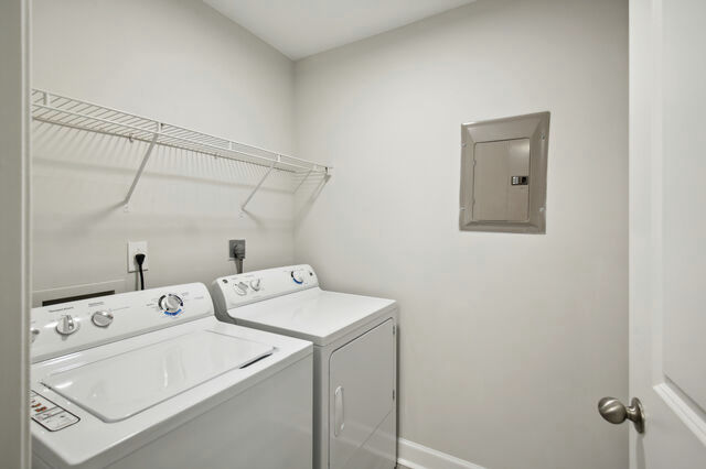 Laundry room at The Residences At Vinings Mountain