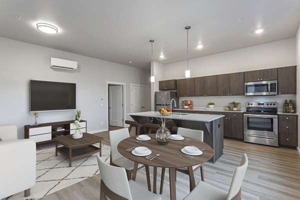 dining area at The Farmstead Apartments