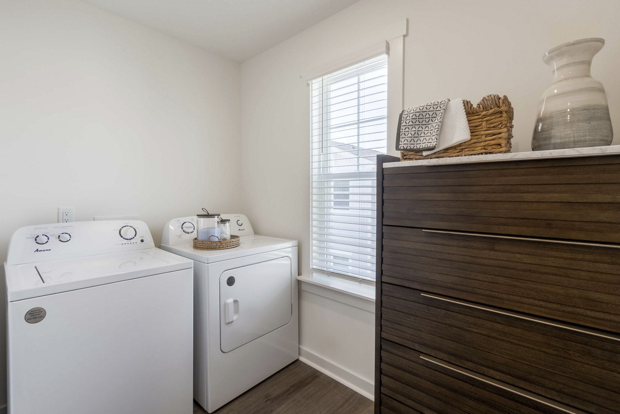 Laundry room at Abrazo At Rice Hope