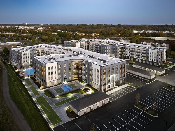 building at The Hickory at Indian Lake Village Apartments