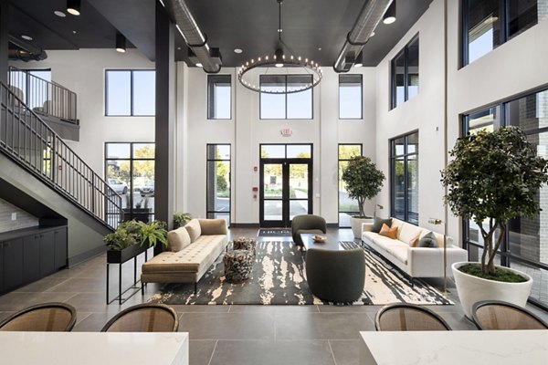 clubhouse at Williamsburg Apartments 