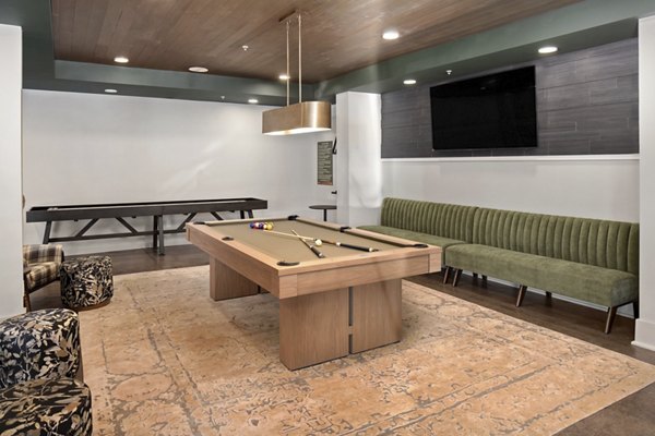 clubhouse at Williamsburg Apartments 