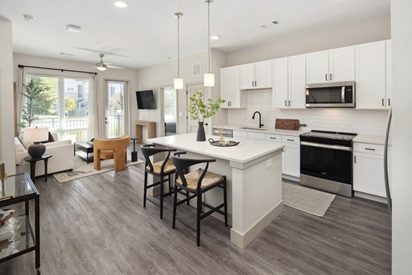 kitchen at Williamsburg Apartments 