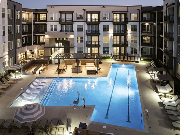 pool at The Hickory at Indian Lake Village Apartments