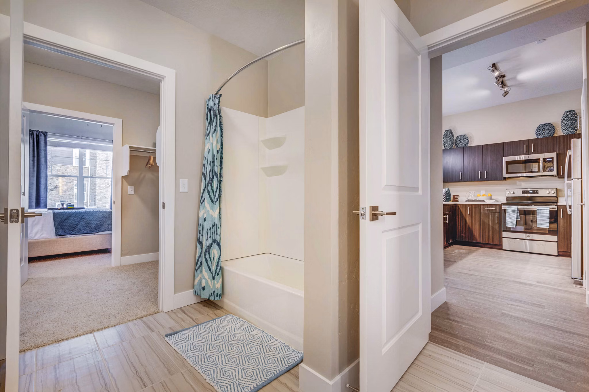 Bathroom featuring sleek design and modern fixtures at Incline at Anthem Apartments