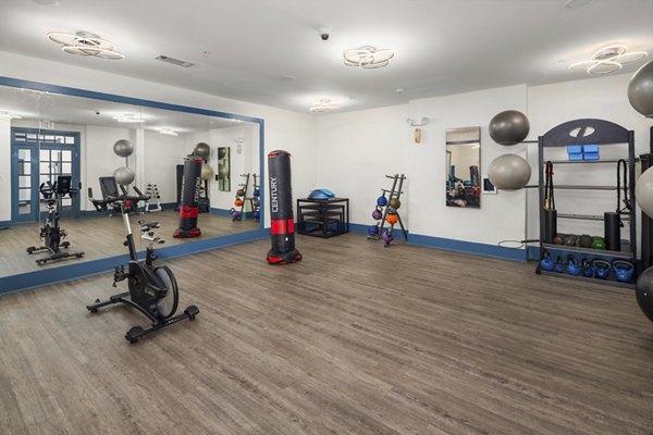 fitness center at Avanti Brookhaven Apartments