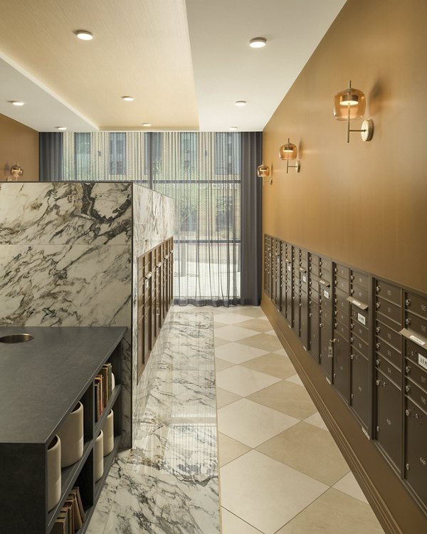 Clubhouse at Huxley Scottsdale Apartments
