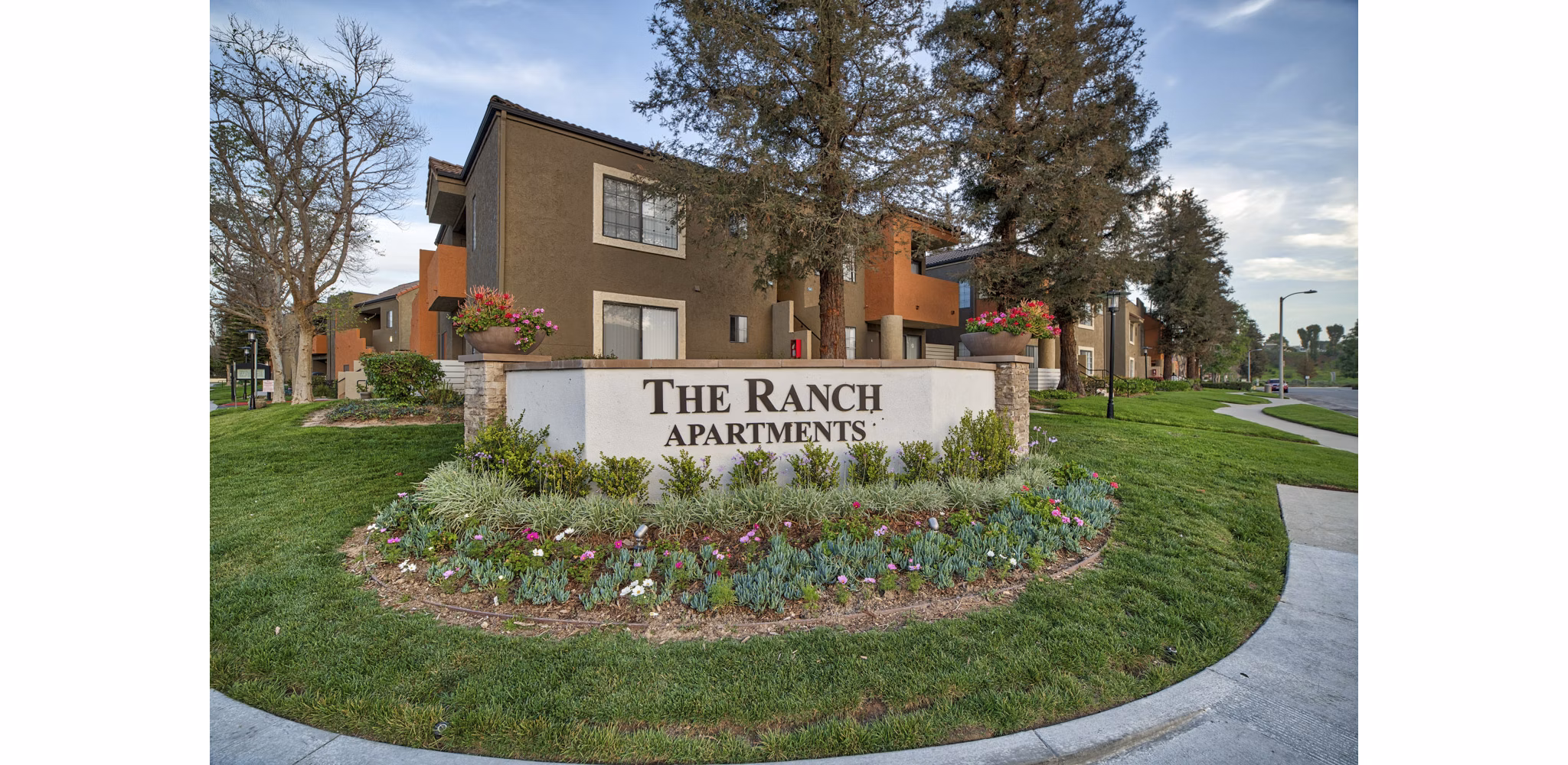 Elegant signage at The Ranch at Moorpark Apartments, a community offering upscale living in scenic Moorpark