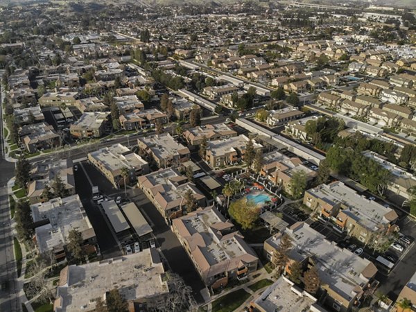 The Ranch at Moorpark: Scenic view from stylish luxury apartments in California