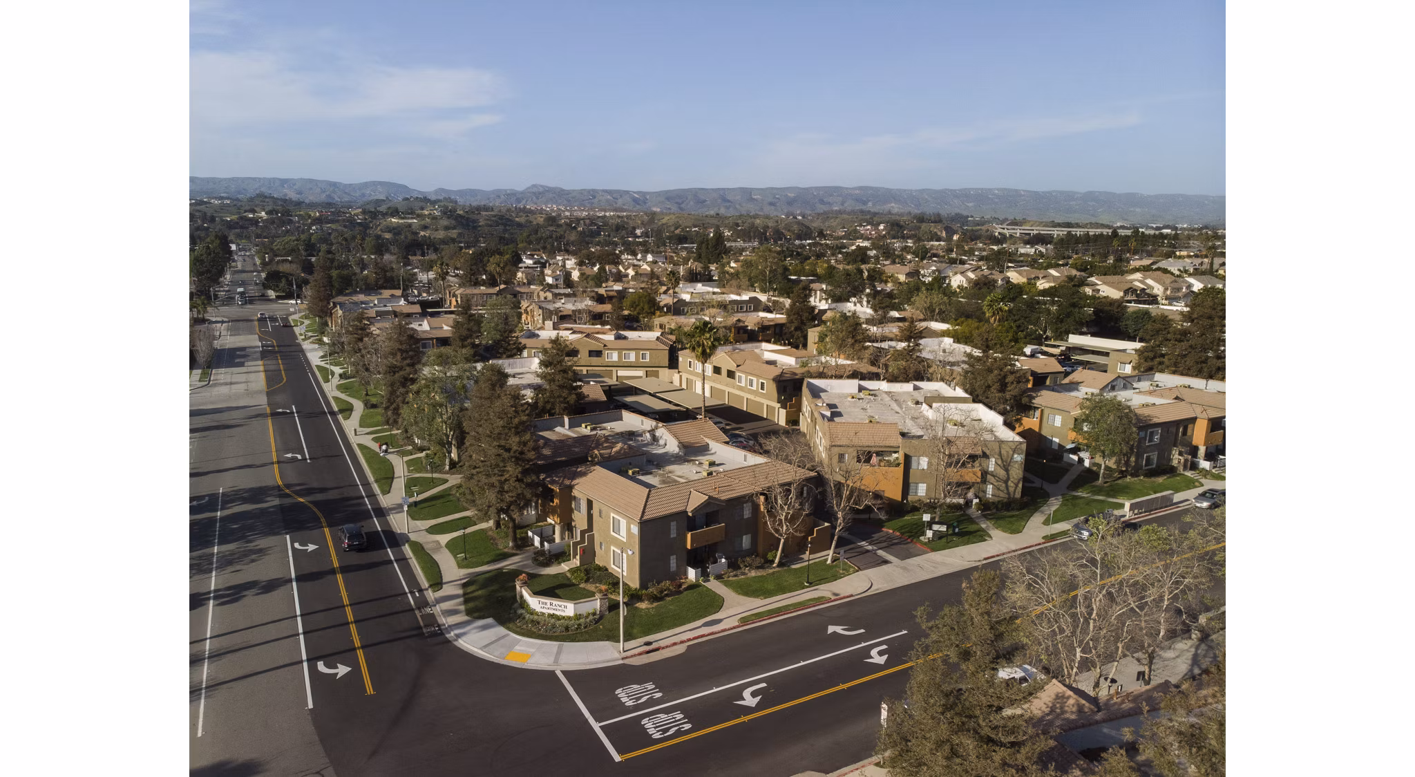 Scenic mountain view from The Ranch at Moorpark Apartments' luxury rooms