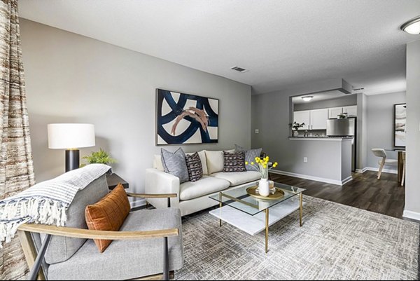 Spacious living room with modern furnishings at Fieldstone Apartment Homes