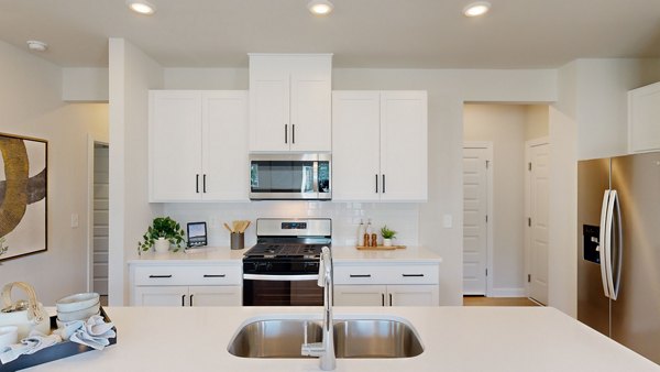 kitchen at Gramercy Woods Apartments
