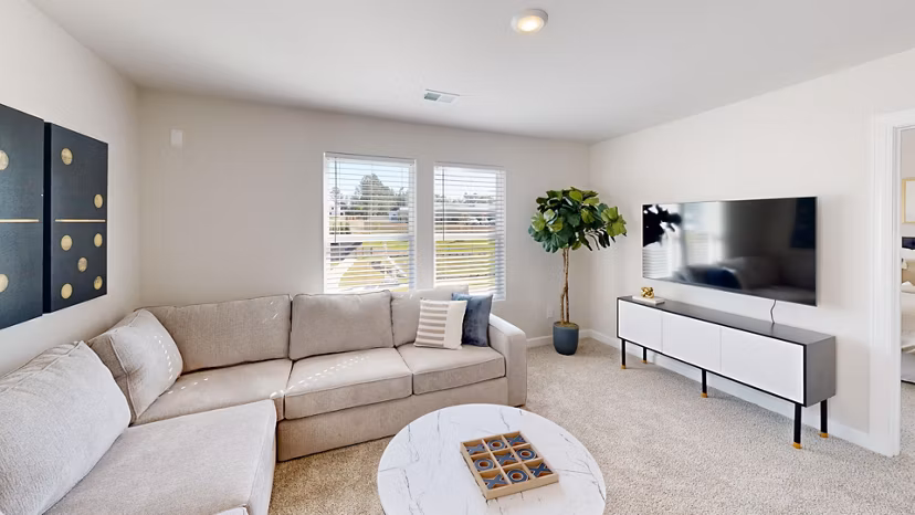 living room at Gramercy Woods Apartments 