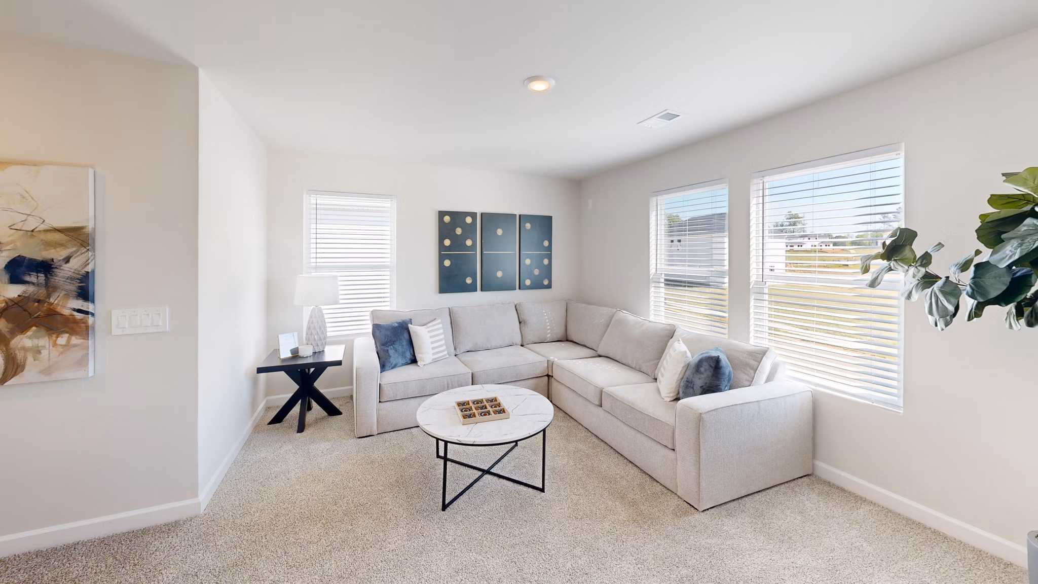 living room at Gramercy Woods Apartments 
